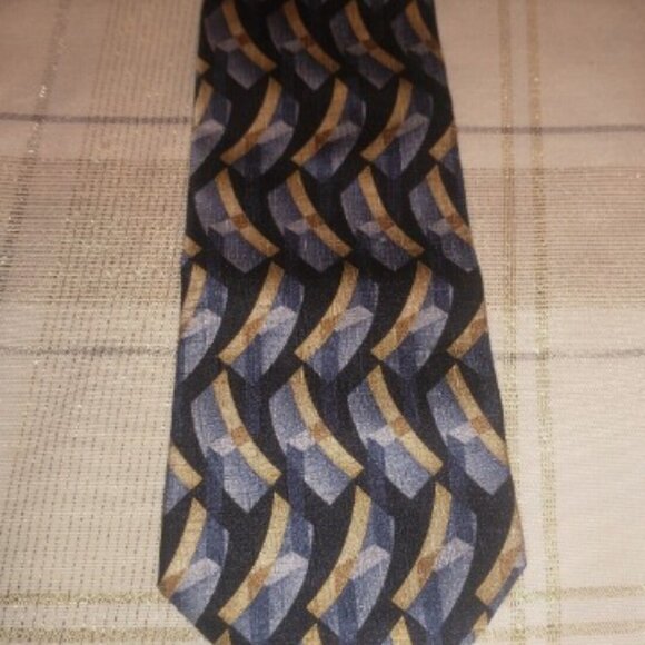 Villa Bugatti Men Tie Silk Necktie Navy Gold Blue Ornate Geometric Arch Curves - Picture 3 of 8